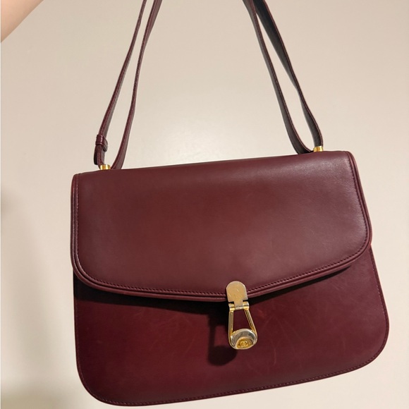 Vintage 1970s Gucci Burgundy Leather Shoulder Bag Gold Crest Italy - Picture 9 of 13